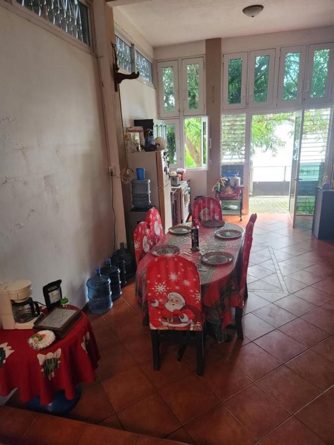 Hotel Casa De Don Francisco 弗洛勒斯 外观 照片