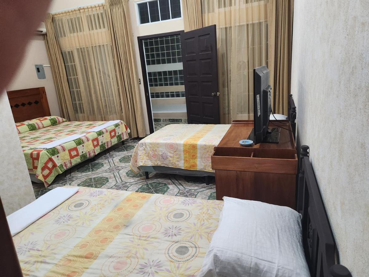 Hotel Casa De Don Francisco 弗洛勒斯 外观 照片